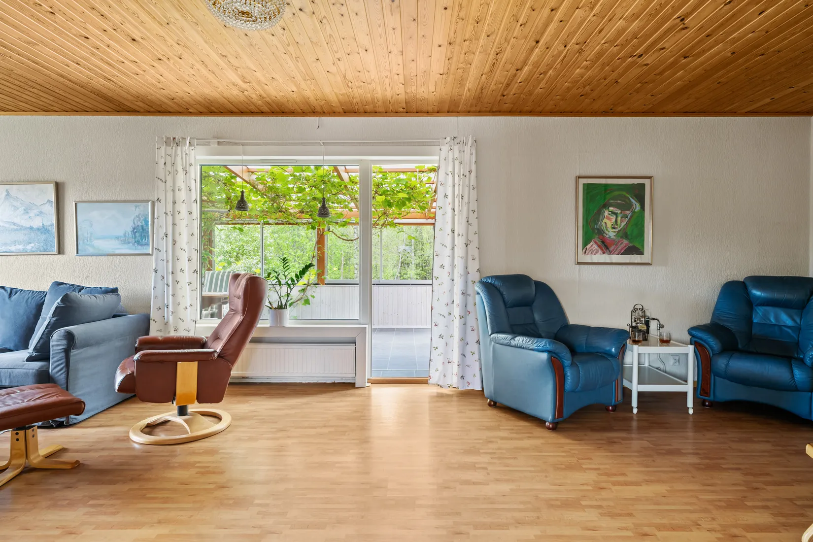 Villa, Neptunvägen 27, Övre Bredsand, Sundsvall