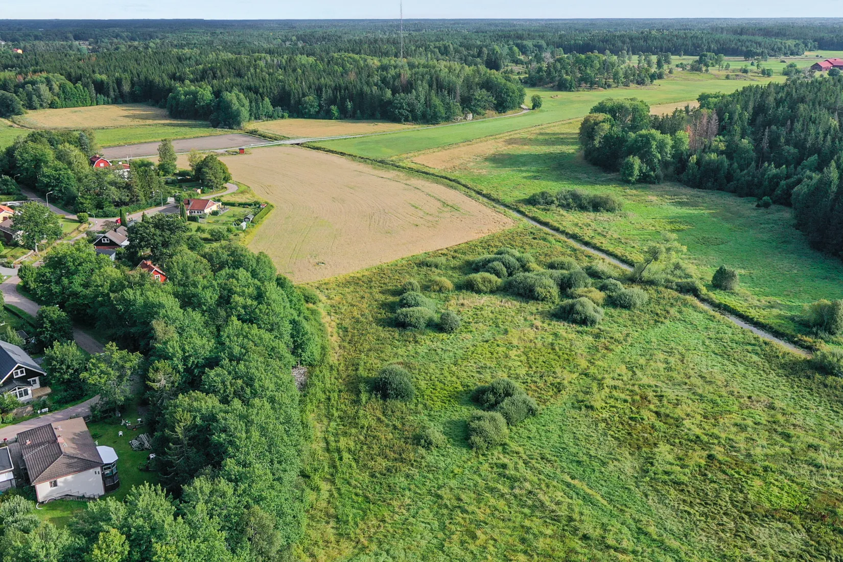 Tomt, Elov Moos väg, Almunge, Uppsala