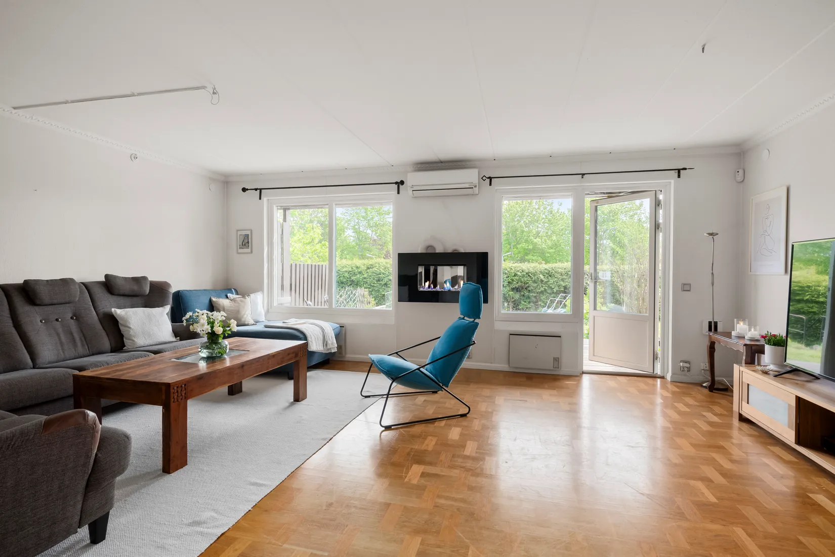 Villa, Radhus, Skattegårdsvägen 390, Vinsta, Stockholm