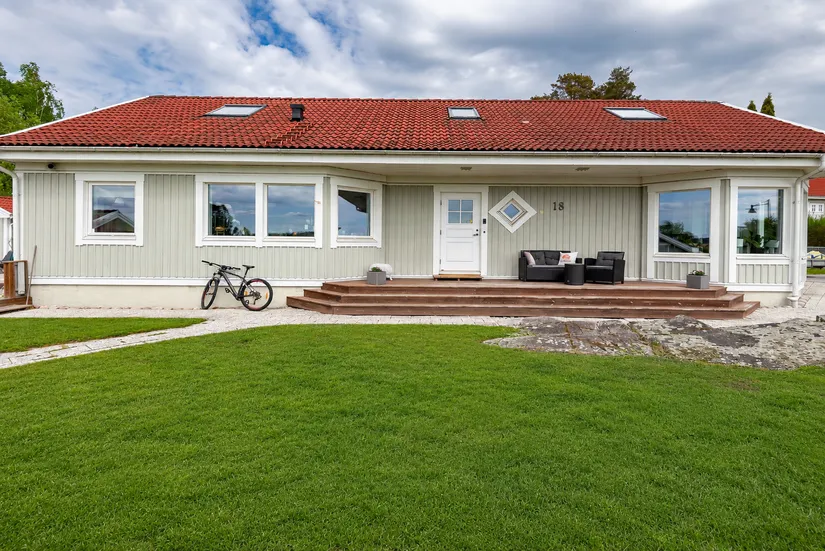 Villa, Runvägen 18, Runö, Österåker