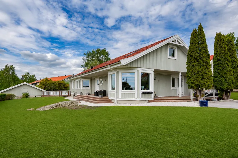 Villa, Runvägen 18, Runö, Österåker