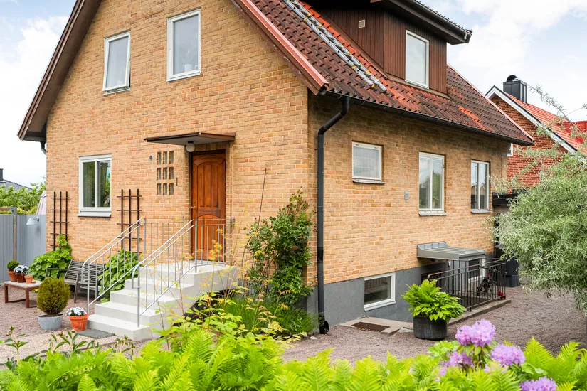 Villa, Östgötagatan 1, Adolfsfält, Ängelholm