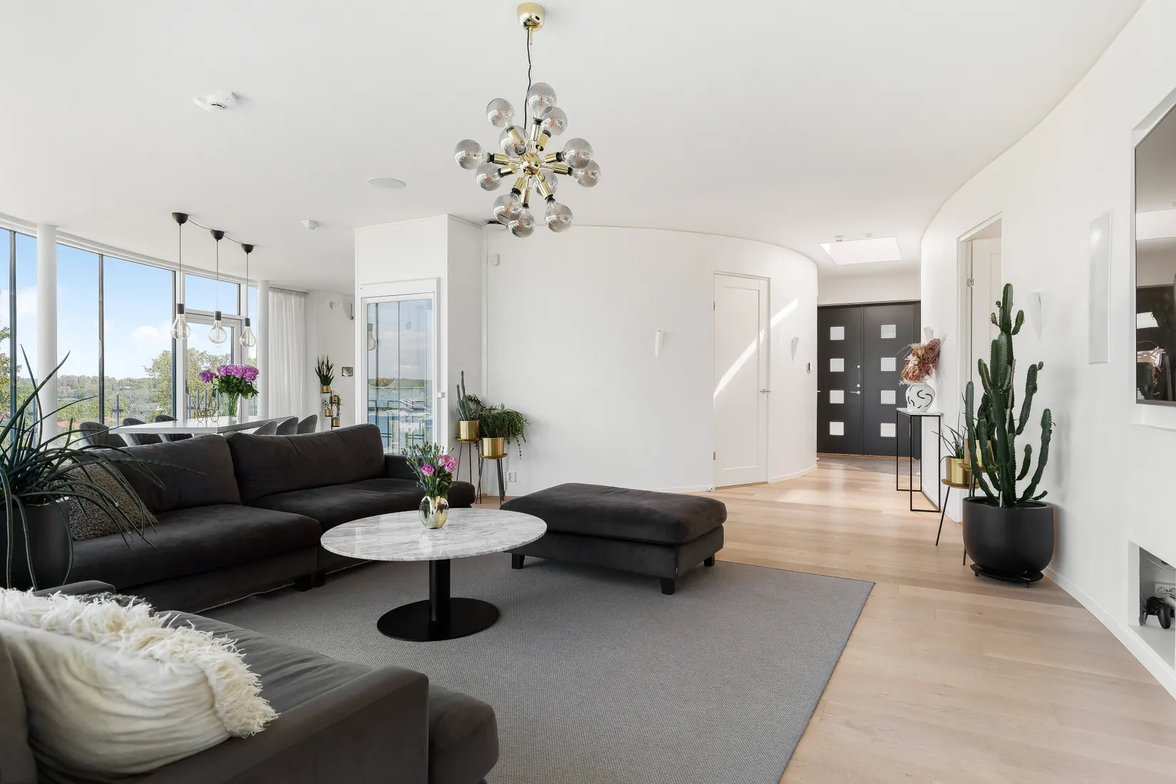 Villa, Domherrevägen 18B, Ekerö Älvnäs, Ekerö