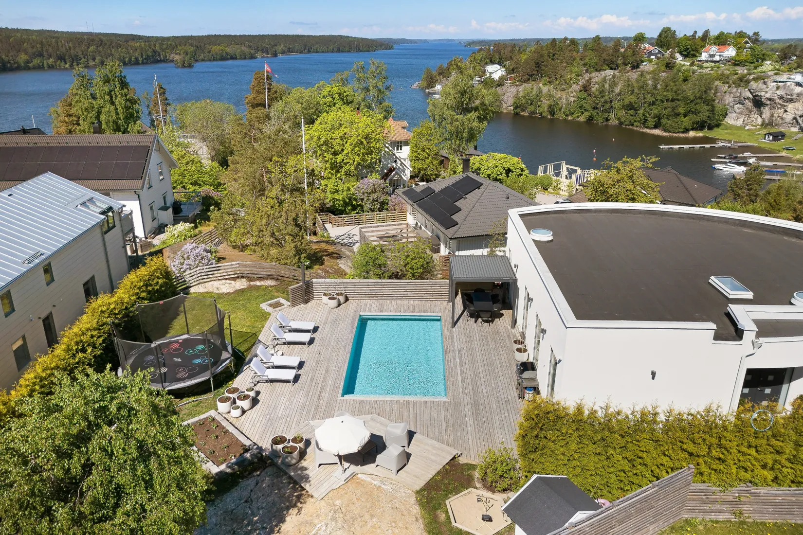Villa, Domherrevägen 18B, Ekerö Älvnäs, Ekerö