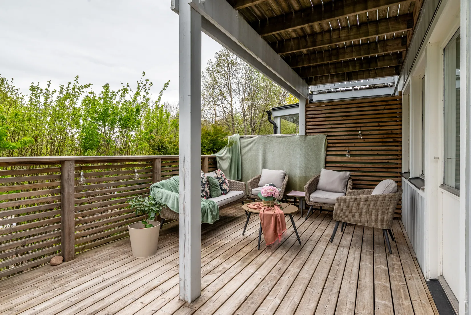 Radhus, Vasshallavägen 5A, Gånghester, Borås