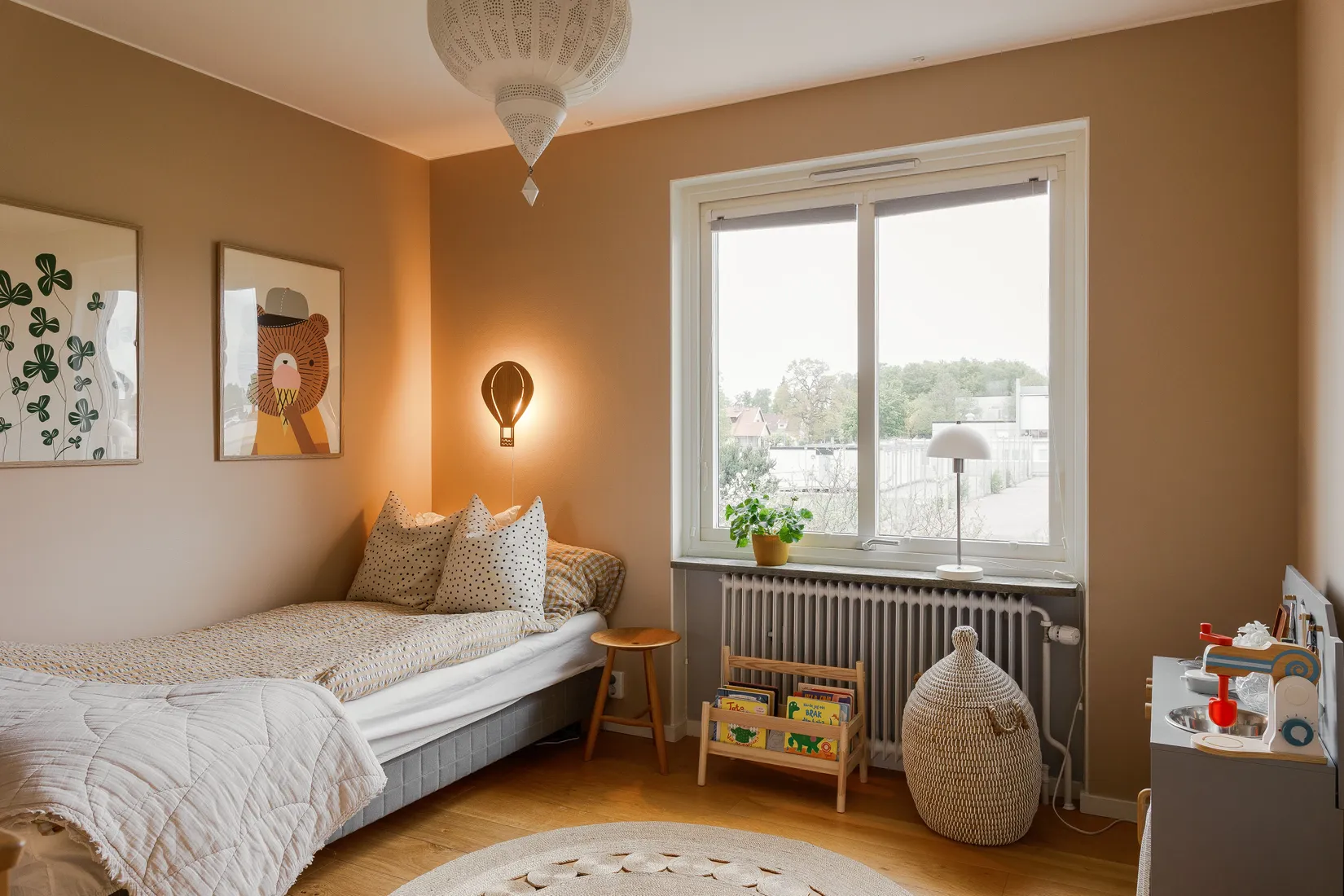 Villa, Radhus, Kristina Nilssons väg 22, Norr/Centrum, Växjö
