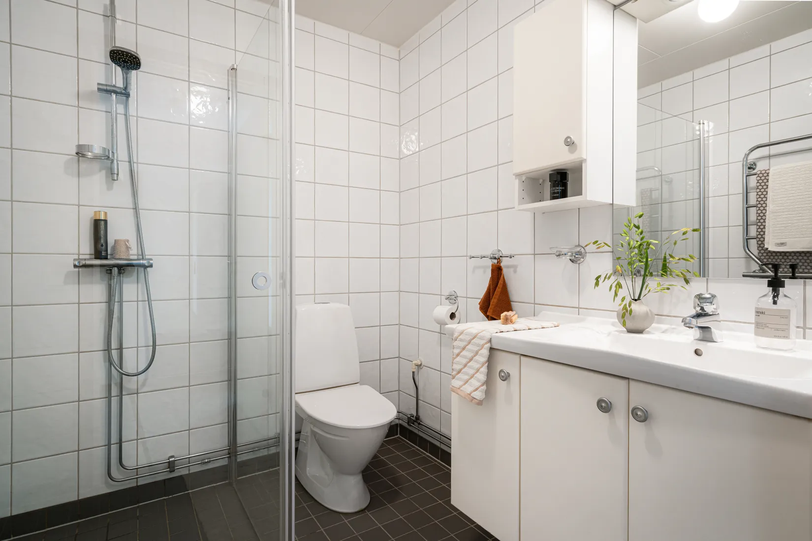 Villa, Radhus, Stensjöberg 18, Mölndal - Stensjön, Mölndal