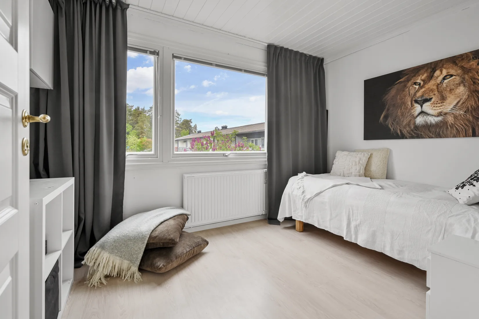 Villa, Radhus, Tjurgränd 15, Viksjö, Järfälla