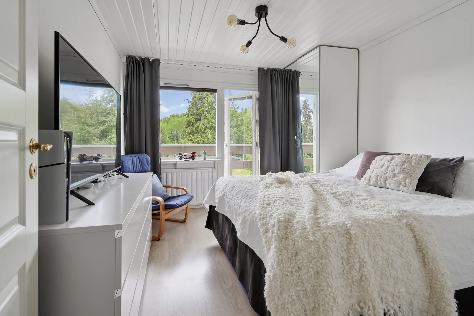 Villa, Radhus, Tjurgränd 15, Viksjö, Järfälla