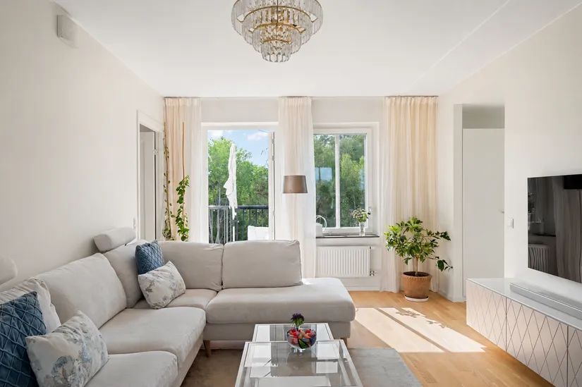 Bostadsrätt, Hundlokegränd 18, 6 tr, Hässelby Lövsta Allé, Stockholm