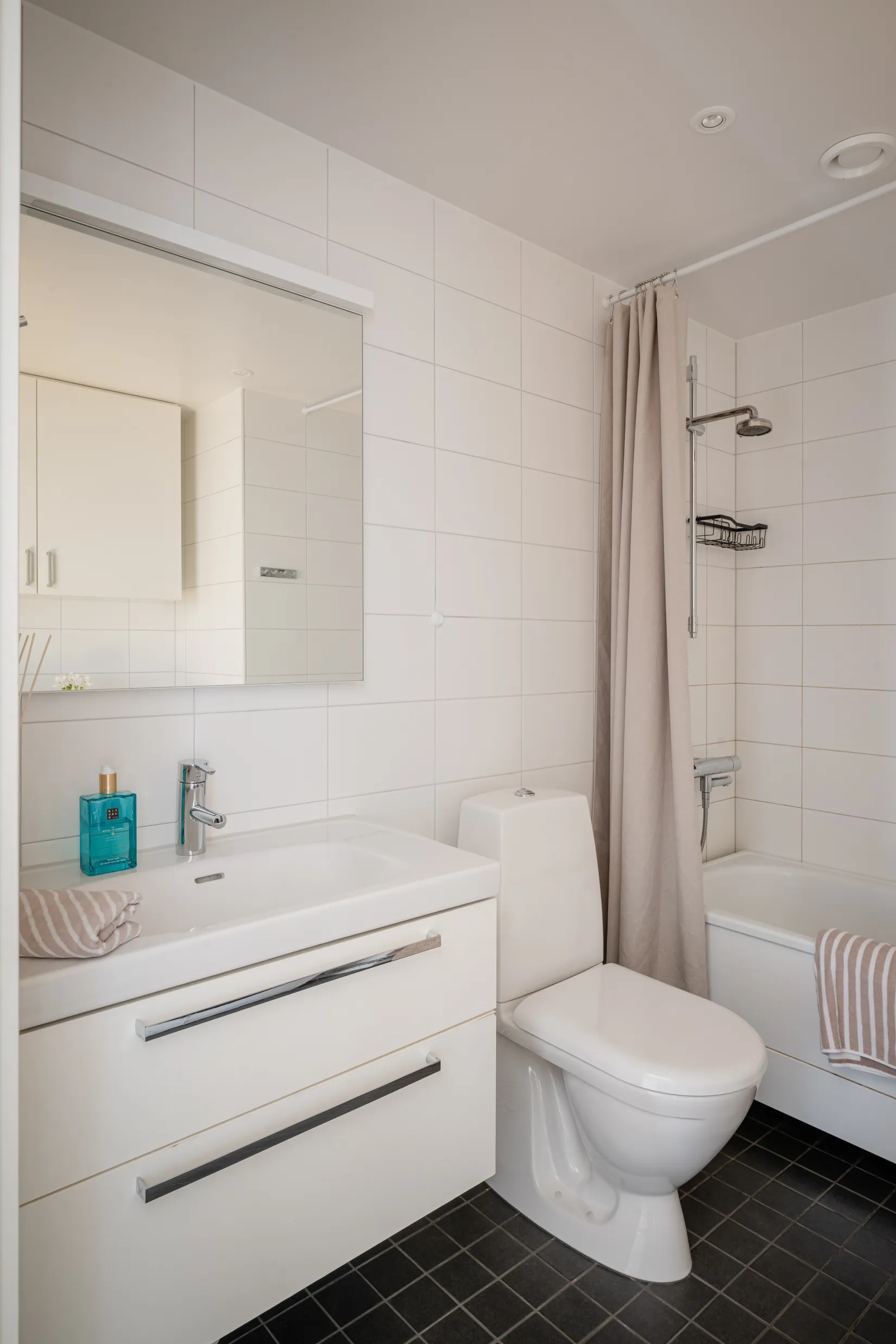 Bostadsrätt, Bryggvägen 12, vån 4/5, Gröndal, Stockholm