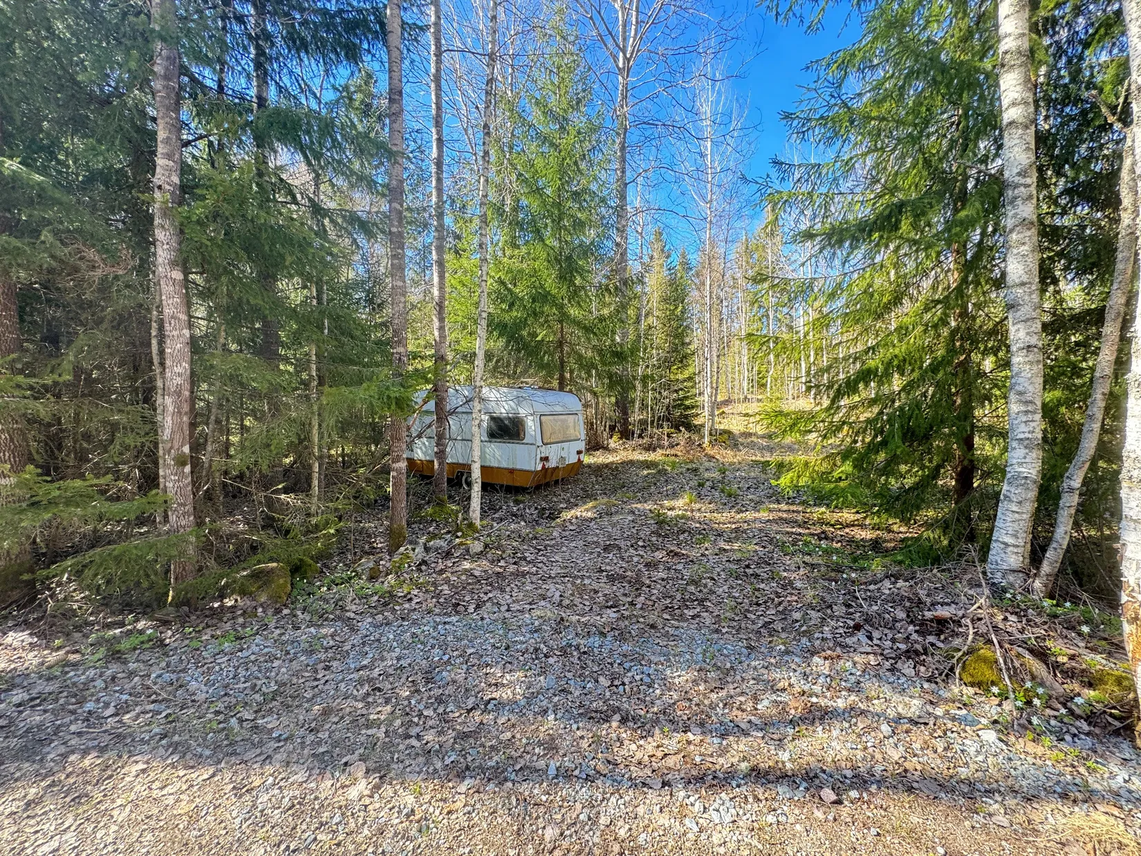 Tomt, Trossängen  181 (OBS! se kordinater), Brattberget, Arboga