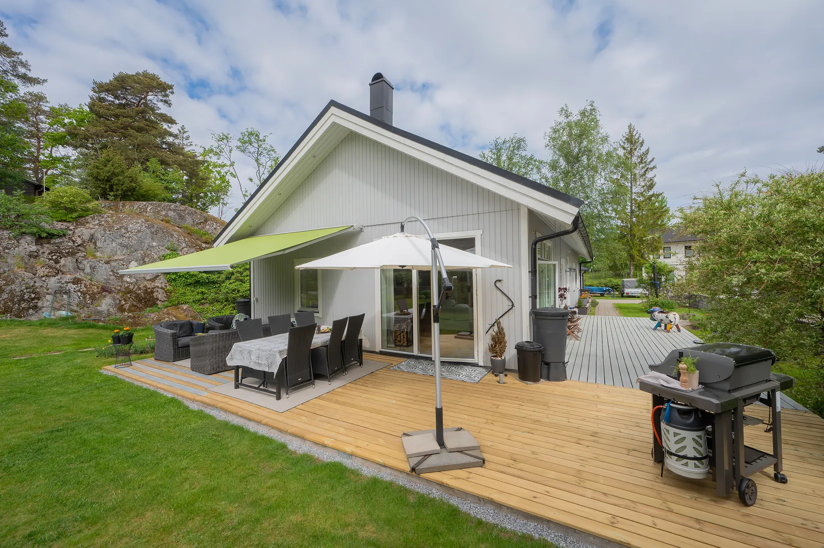 Villa, Vallmovägen 11, Tullinge Villastad, Botkyrka