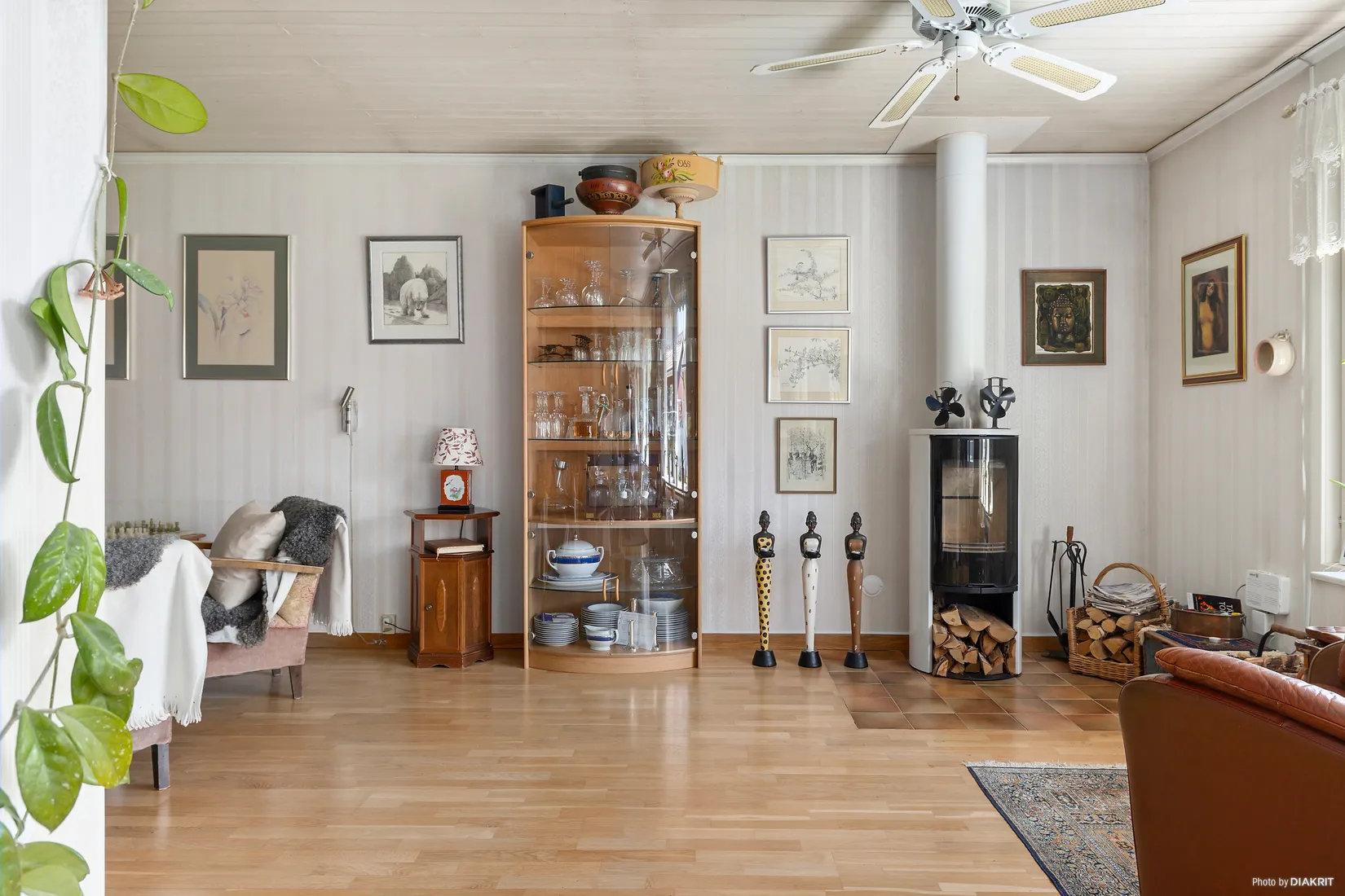 Villa, Radhus, Ploggatan 10, Sigtuna - Prästängar, Sigtuna