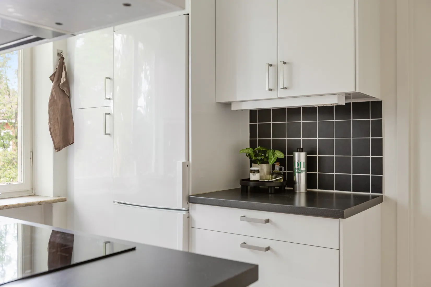 Bostadsrätt, Humblegatan 33B, Högst upp!, Centrala Sundbyberg, Sundbyberg