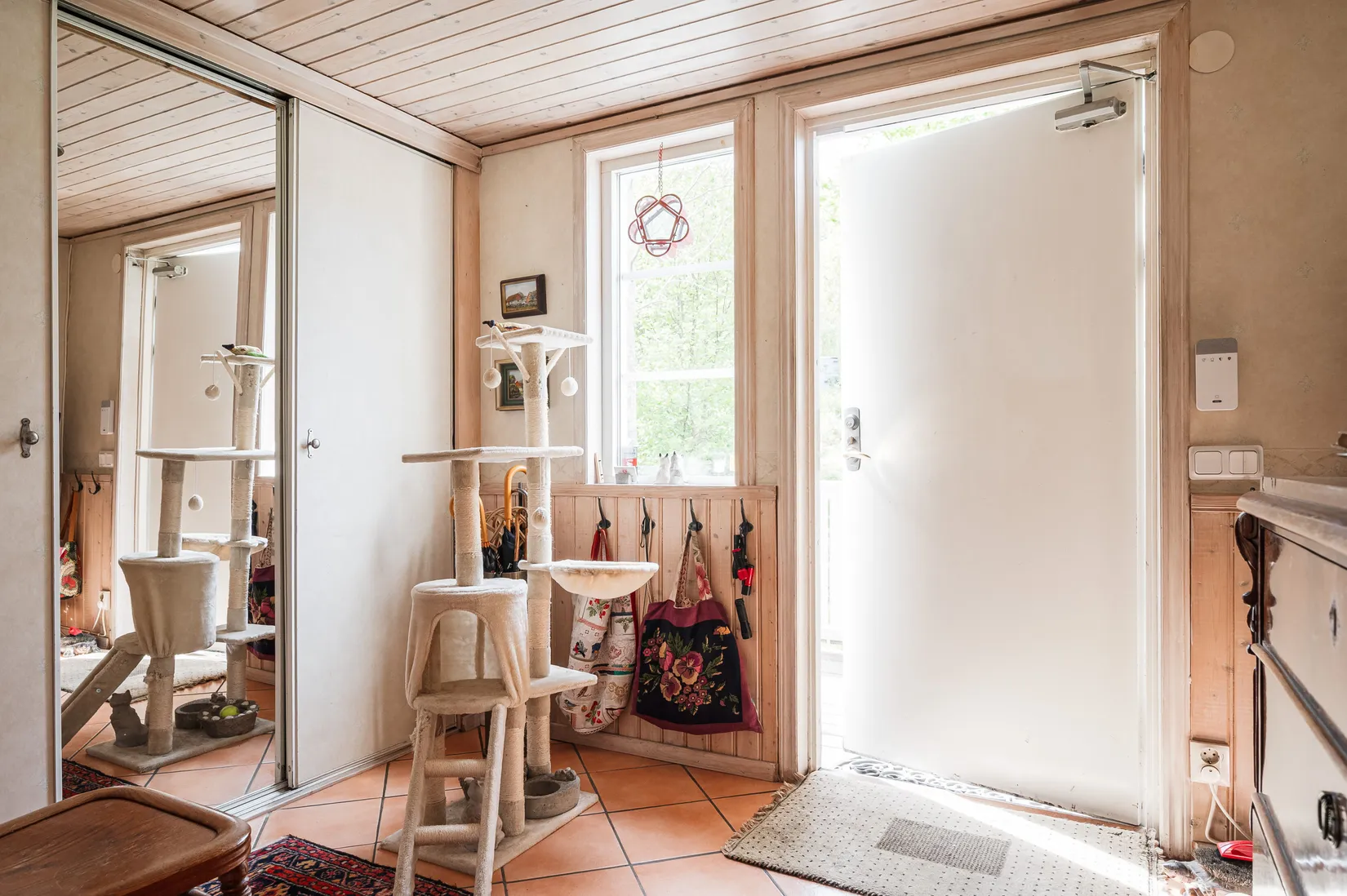 Villa, Dalängsvägen 12, Hyssna, Mark