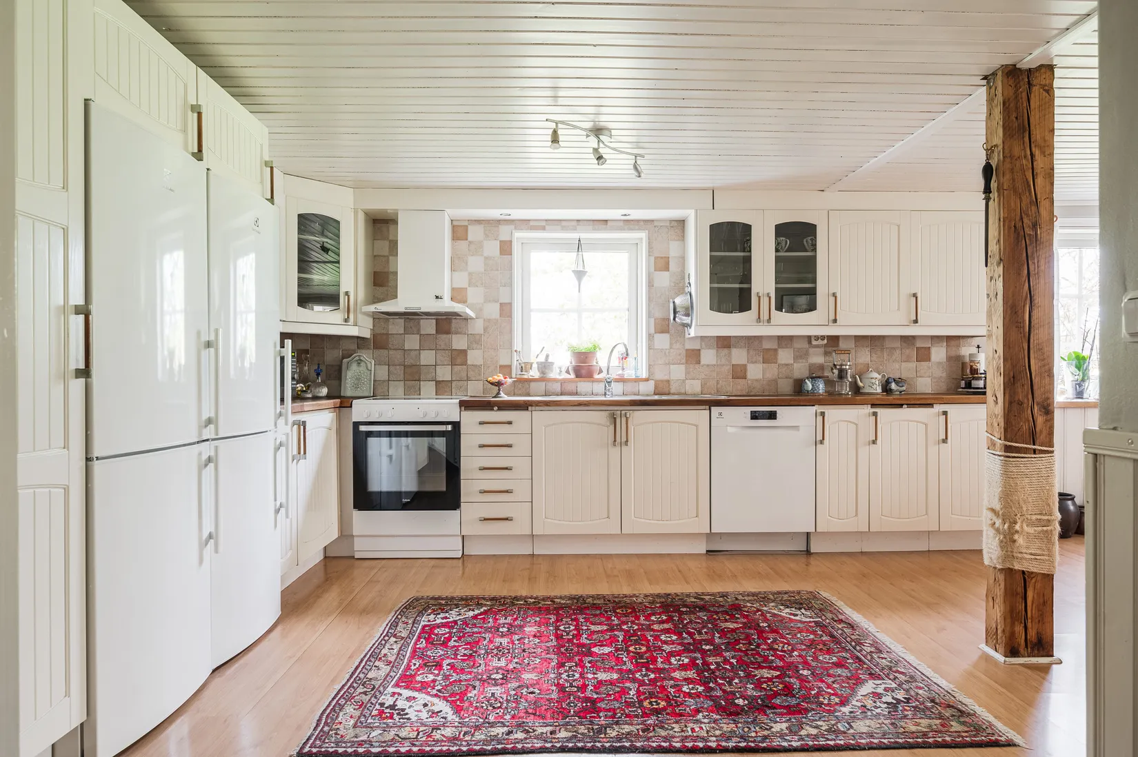 Villa, Dalängsvägen 12, Hyssna, Mark