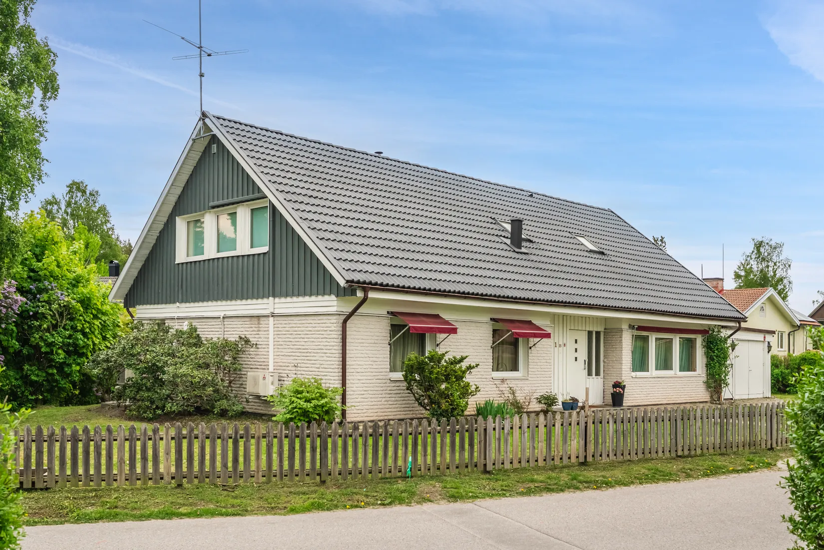 Villa, Åsbacksvägen 1B, Odenslunda, Upplands Väsby