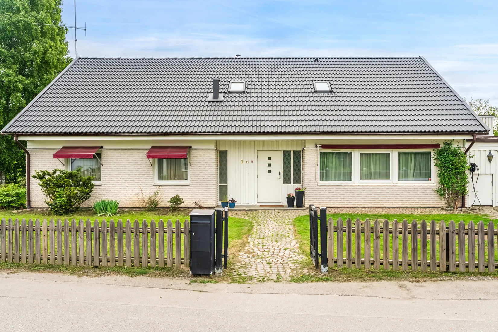 Villa, Åsbacksvägen 1B, Odenslunda, Upplands Väsby