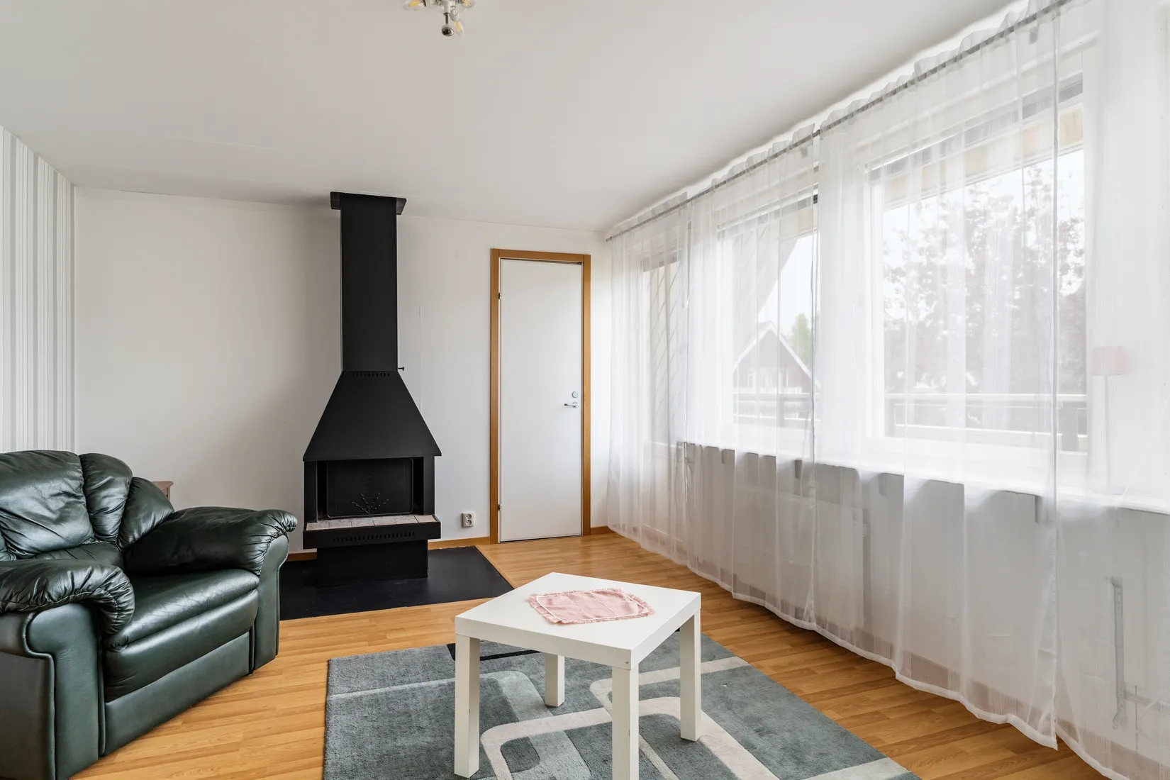 Radhus, Nypongången 26, Krikonbacken, Nyköping
