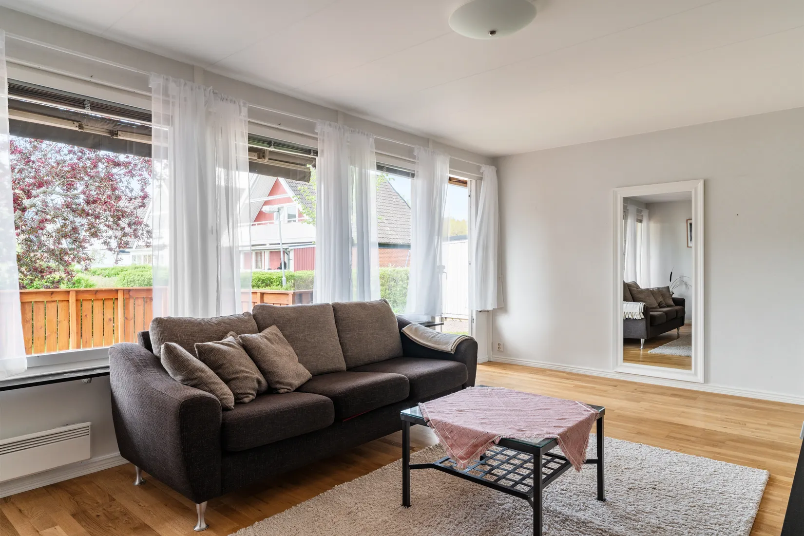 Radhus, Nypongången 26, Krikonbacken, Nyköping