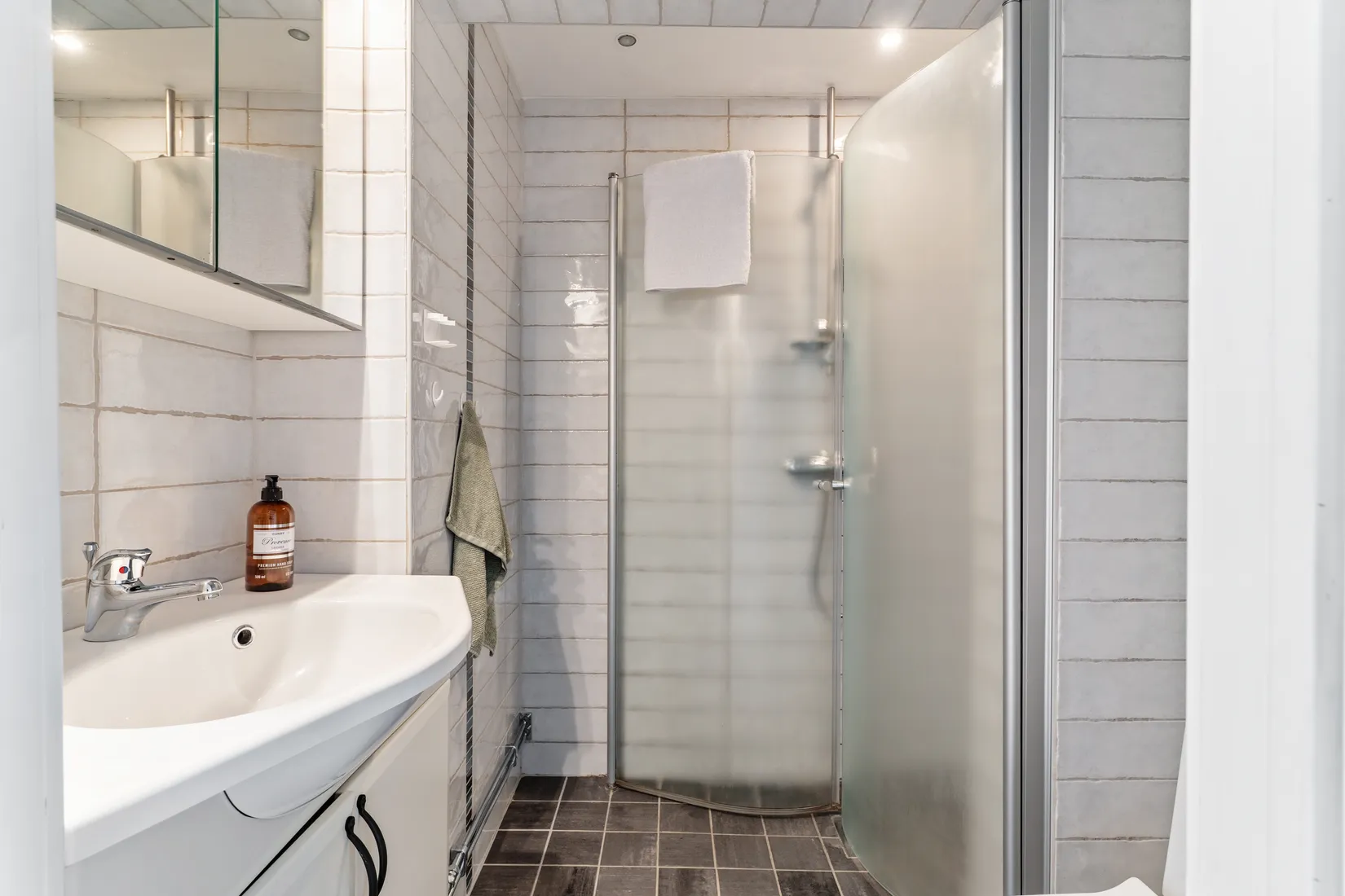 Radhus, Nypongången 26, Krikonbacken, Nyköping