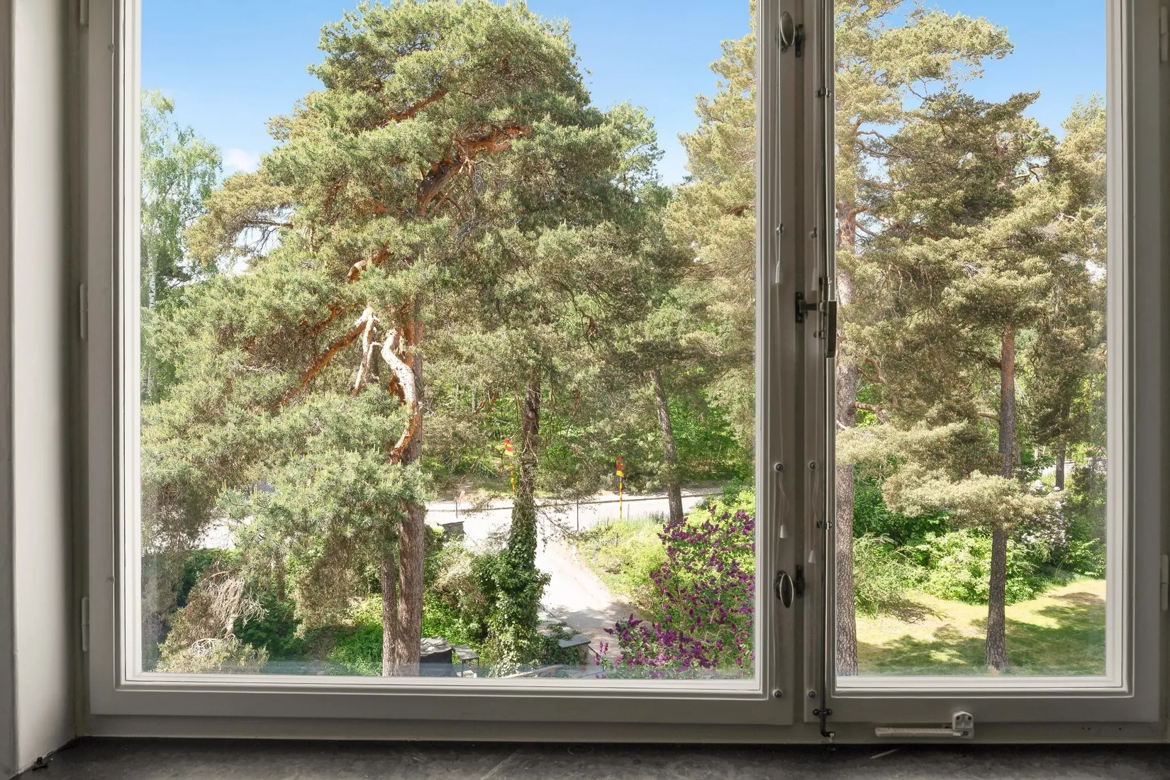 Bostadsrätt, Runda vägen 25, vån 2/3, Alvik / Äppelviken, Stockholm