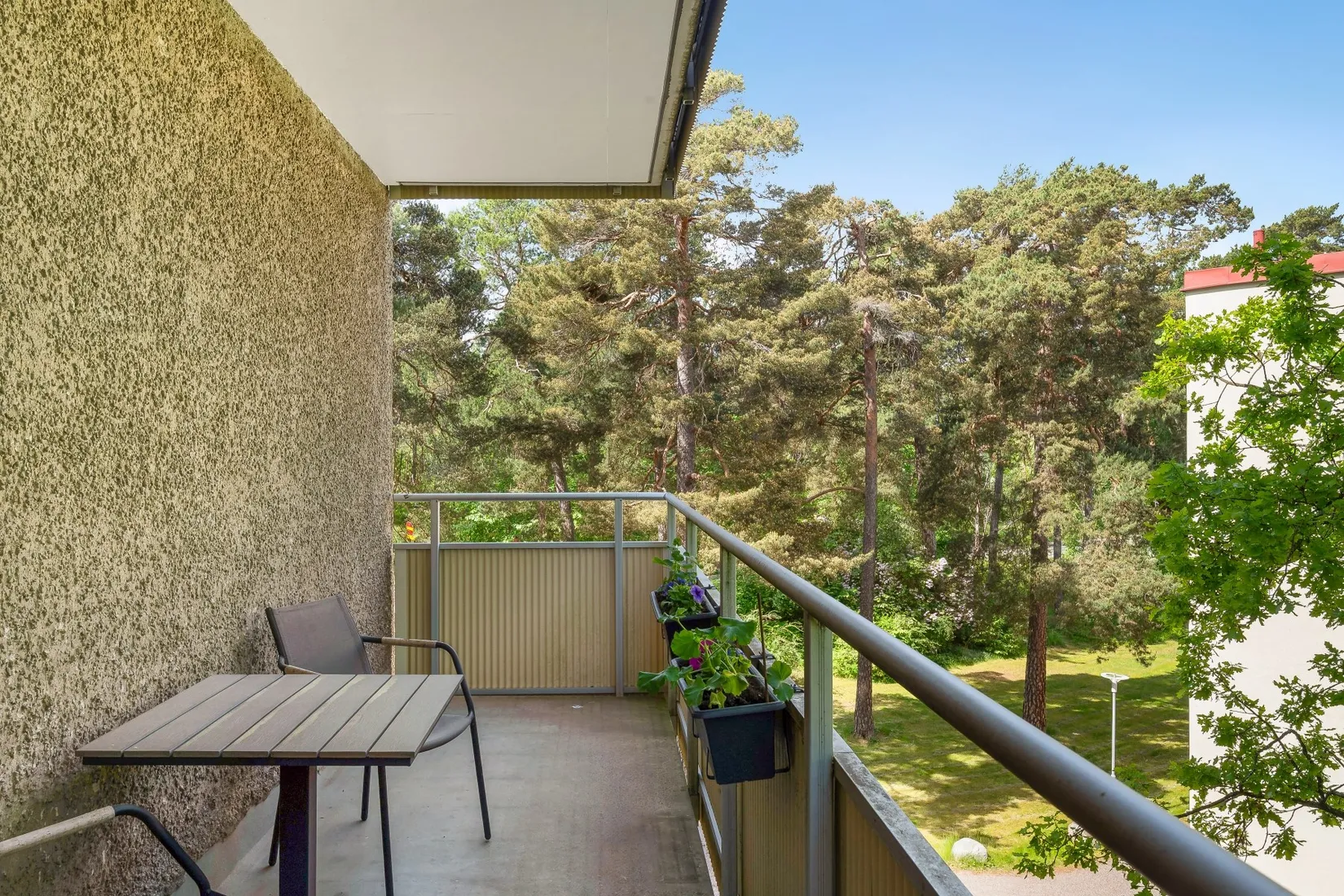 Bostadsrätt, Runda vägen 25, vån 2/3, Alvik / Äppelviken, Stockholm