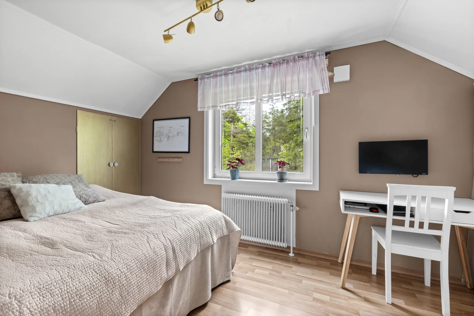 Radhus, Grepvägen 19, Fårdala, Tyresö