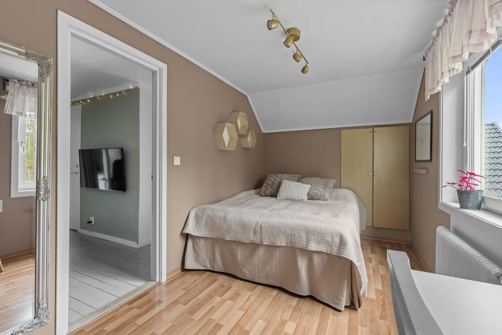 Radhus, Grepvägen 19, Fårdala, Tyresö