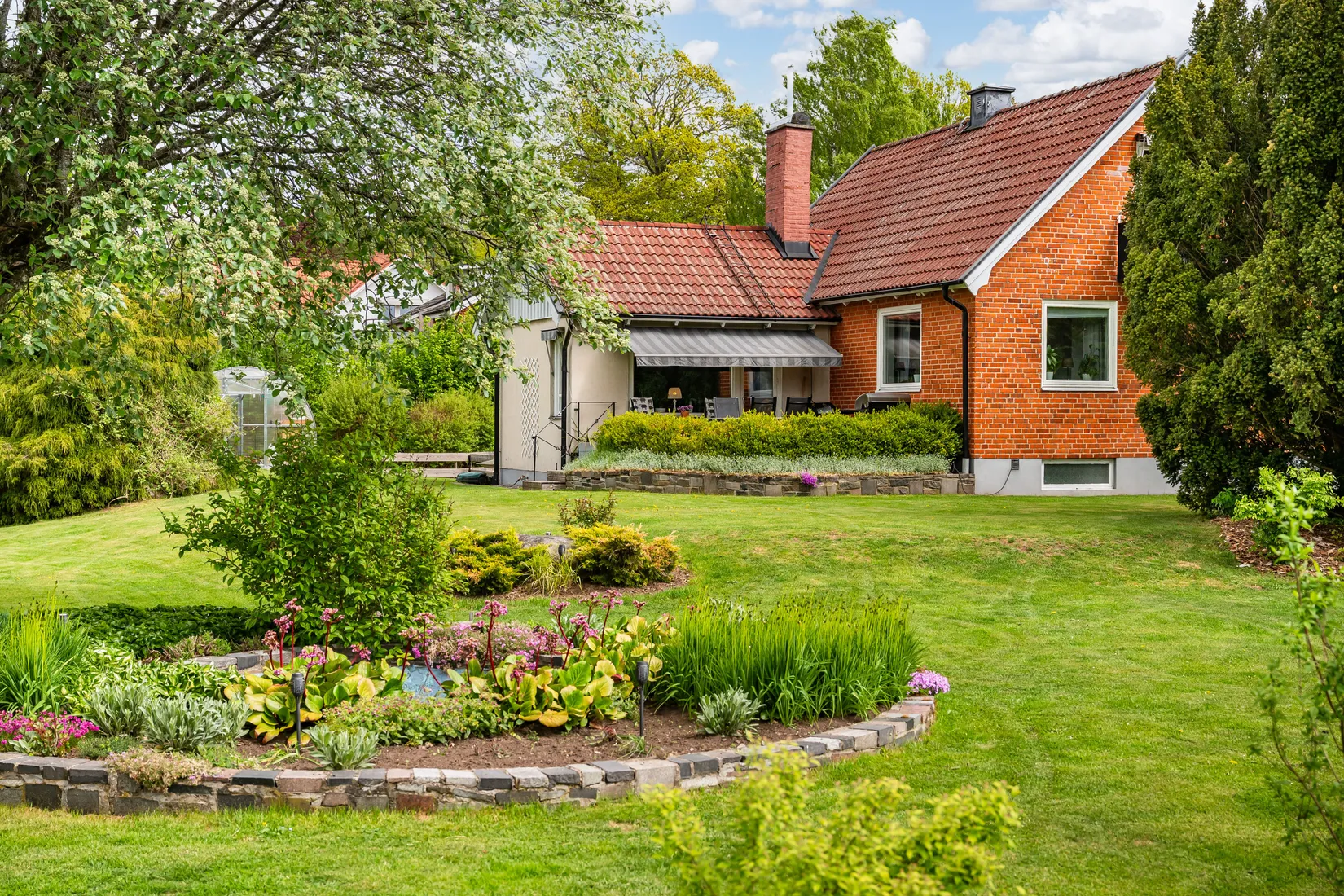 Villa, Fågelsångsvägen 1, Centralt, Osby