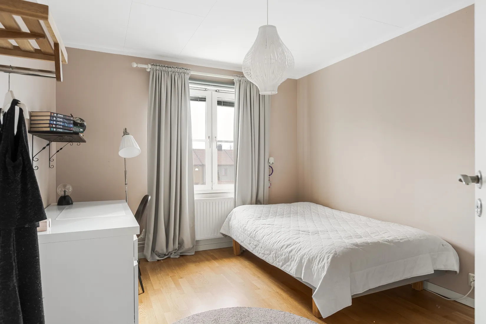 Radhus, Klyvaregatan 15, Brandholmen, Nyköping