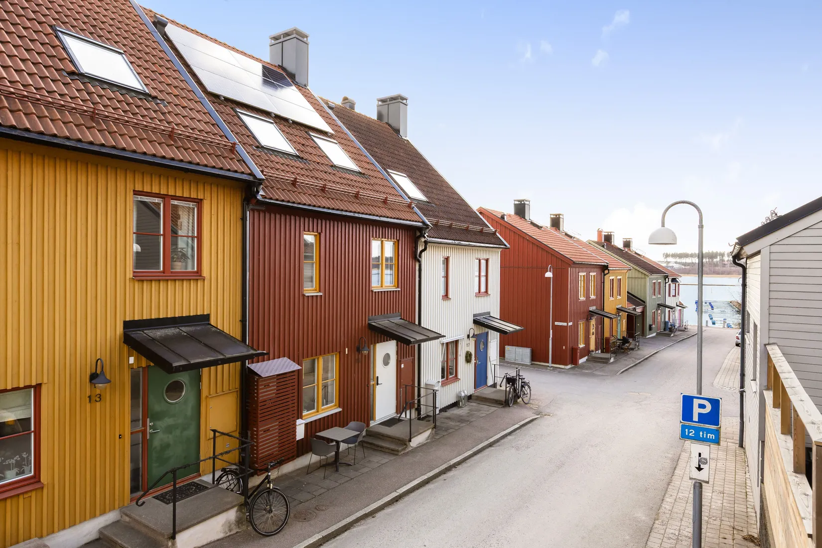 Radhus, Klyvaregatan 15, Brandholmen, Nyköping