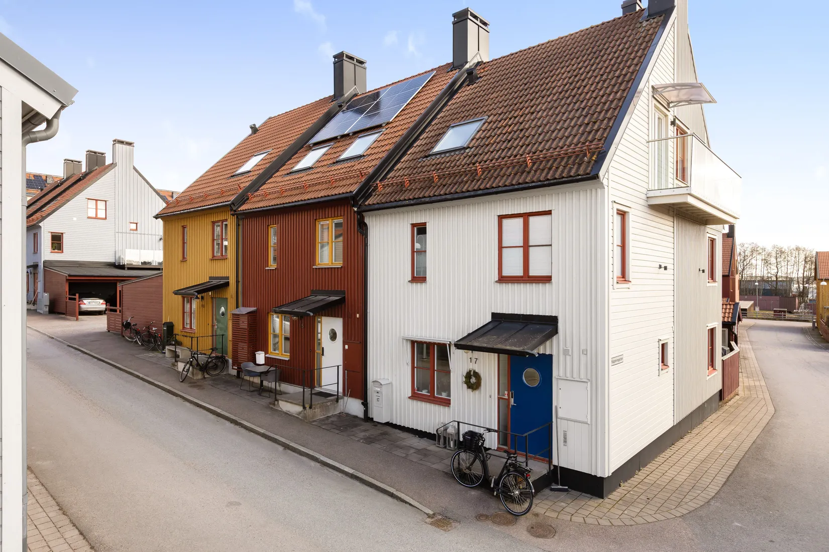 Radhus, Klyvaregatan 15, Brandholmen, Nyköping