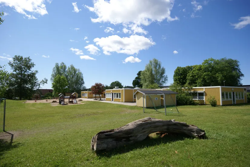 Villa, Radhus, Stallvägen 6, Ella gård, Täby