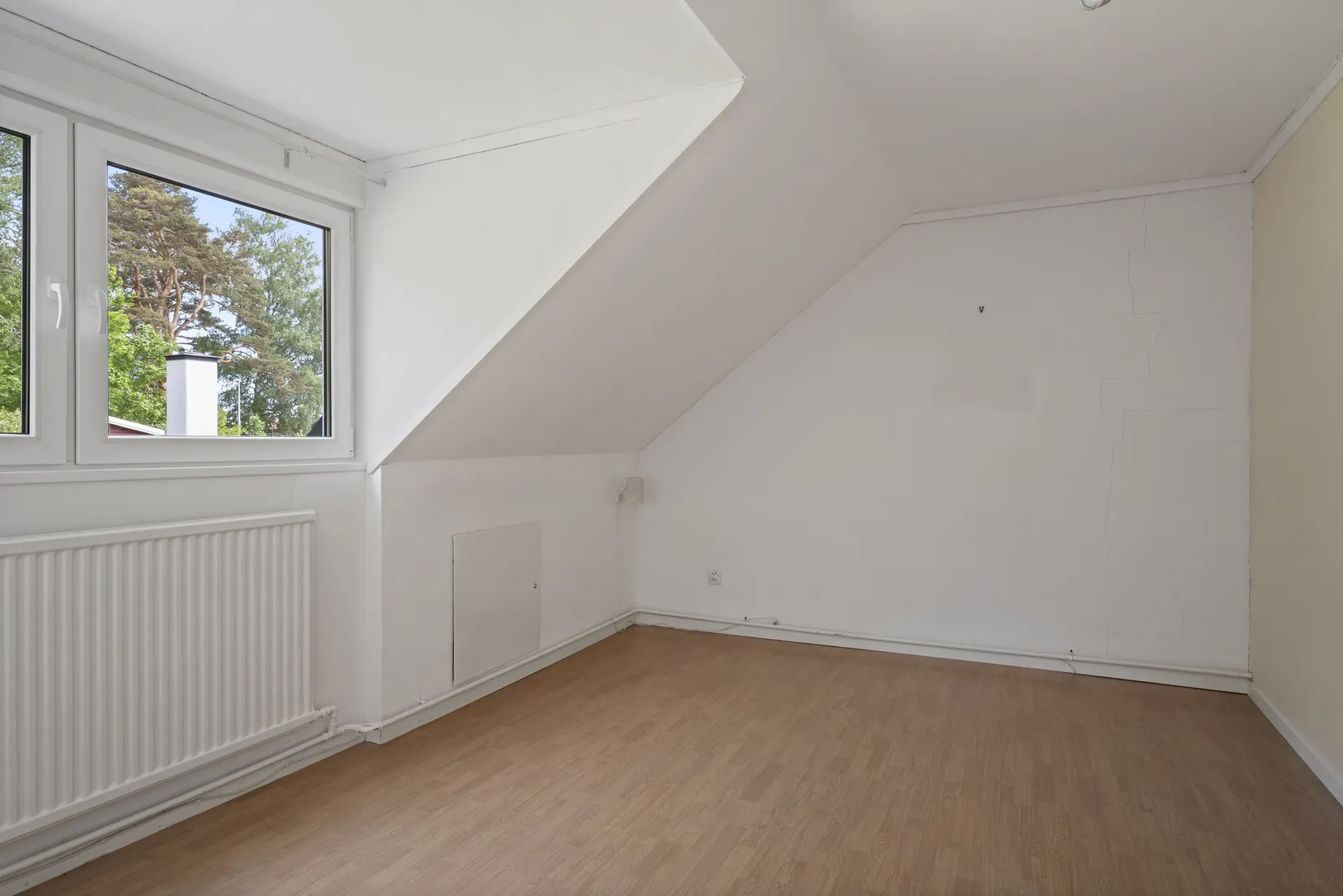 Villa, Radhus, Stallvägen 6, Ella gård, Täby