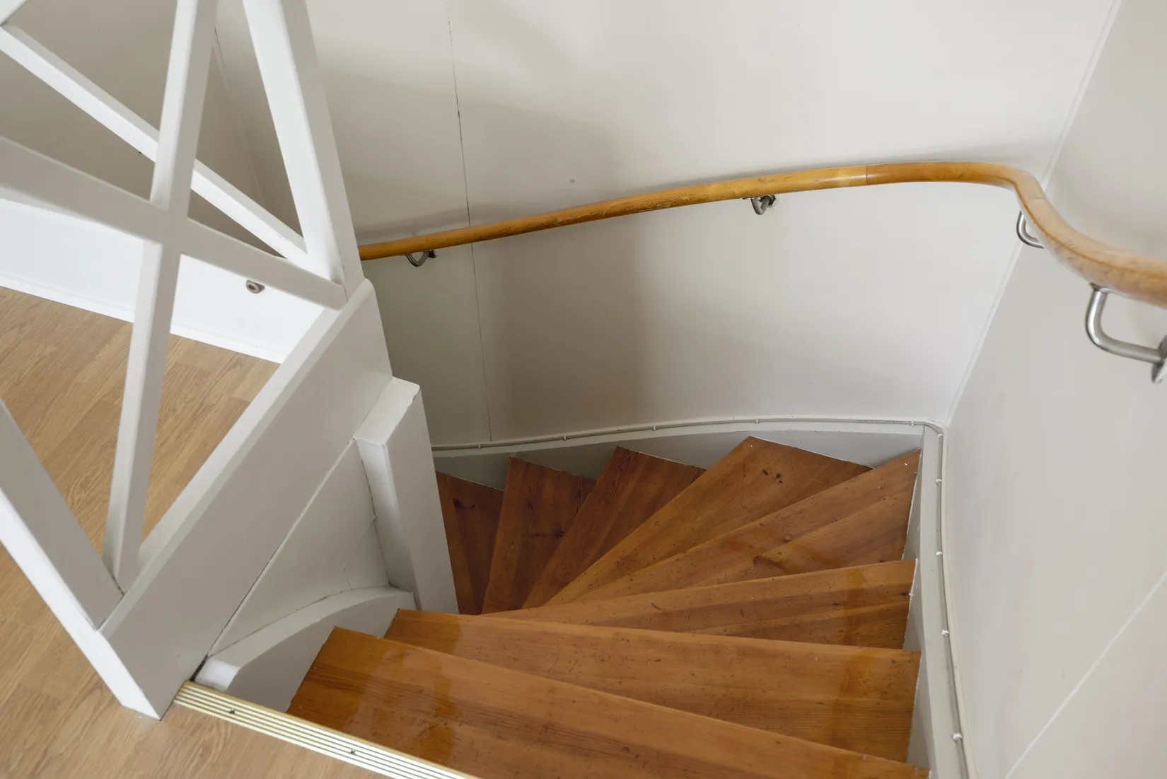 Villa, Radhus, Stallvägen 6, Ella gård, Täby