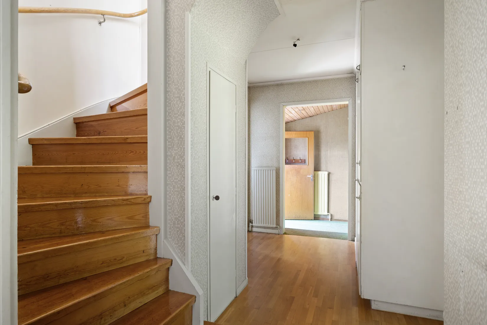 Villa, Radhus, Stallvägen 6, Ella gård, Täby