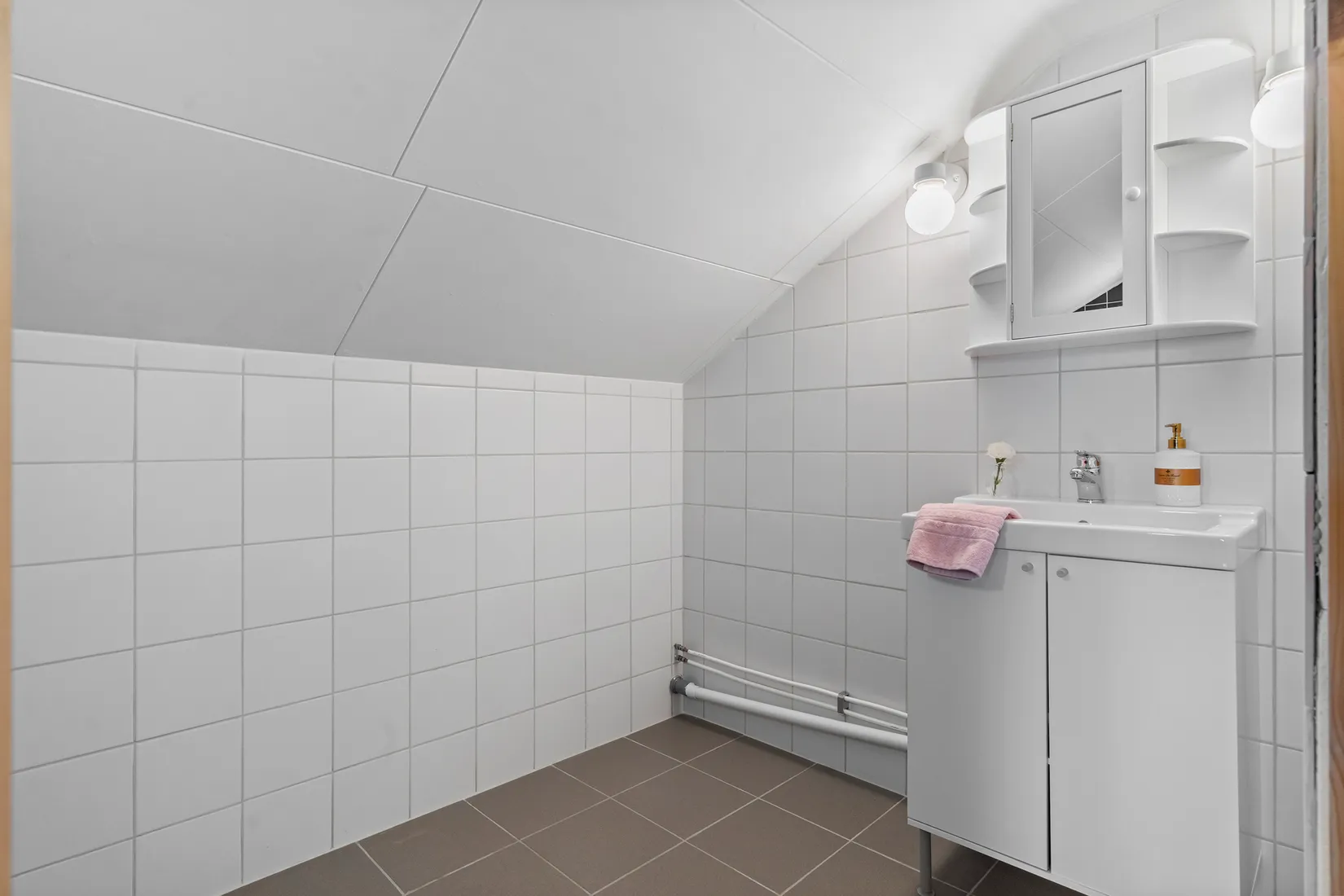 Villa, Lundbackevägen 4, Lilla Edet Centrum, Lilla Edet