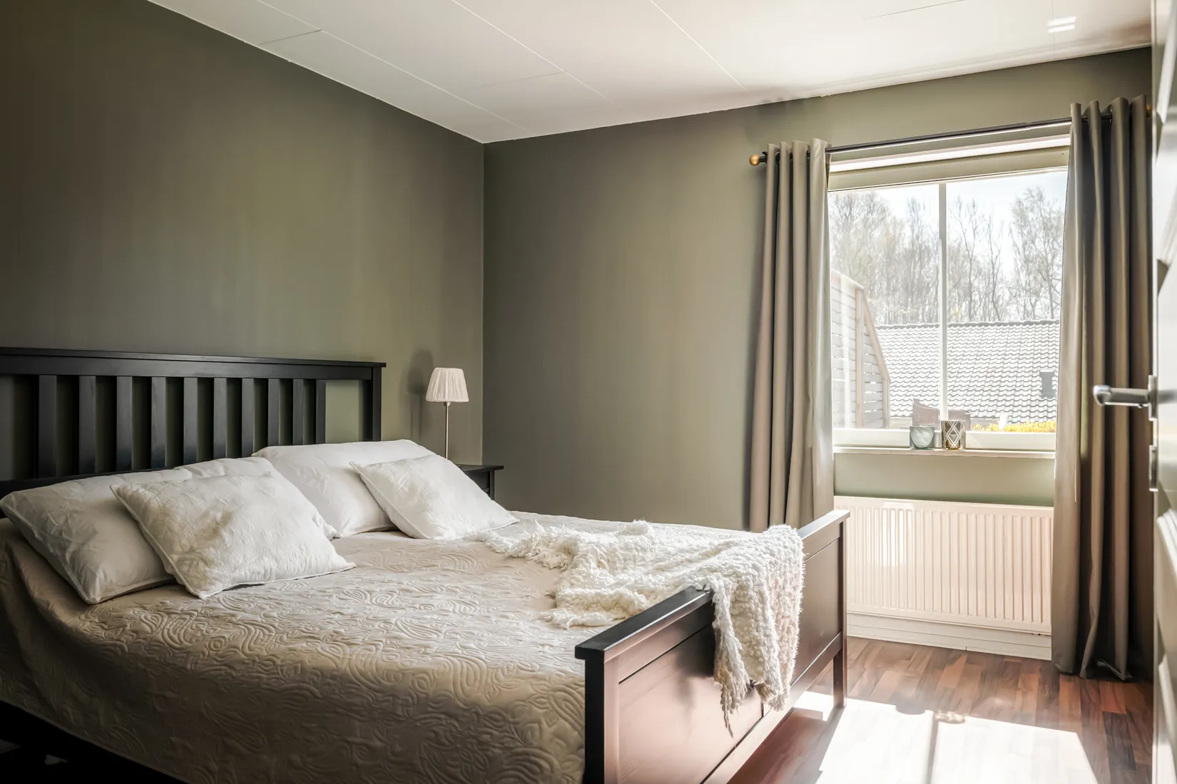 Villa, Radhus, Vävarevägen 17, Hallerna, Stenungsund