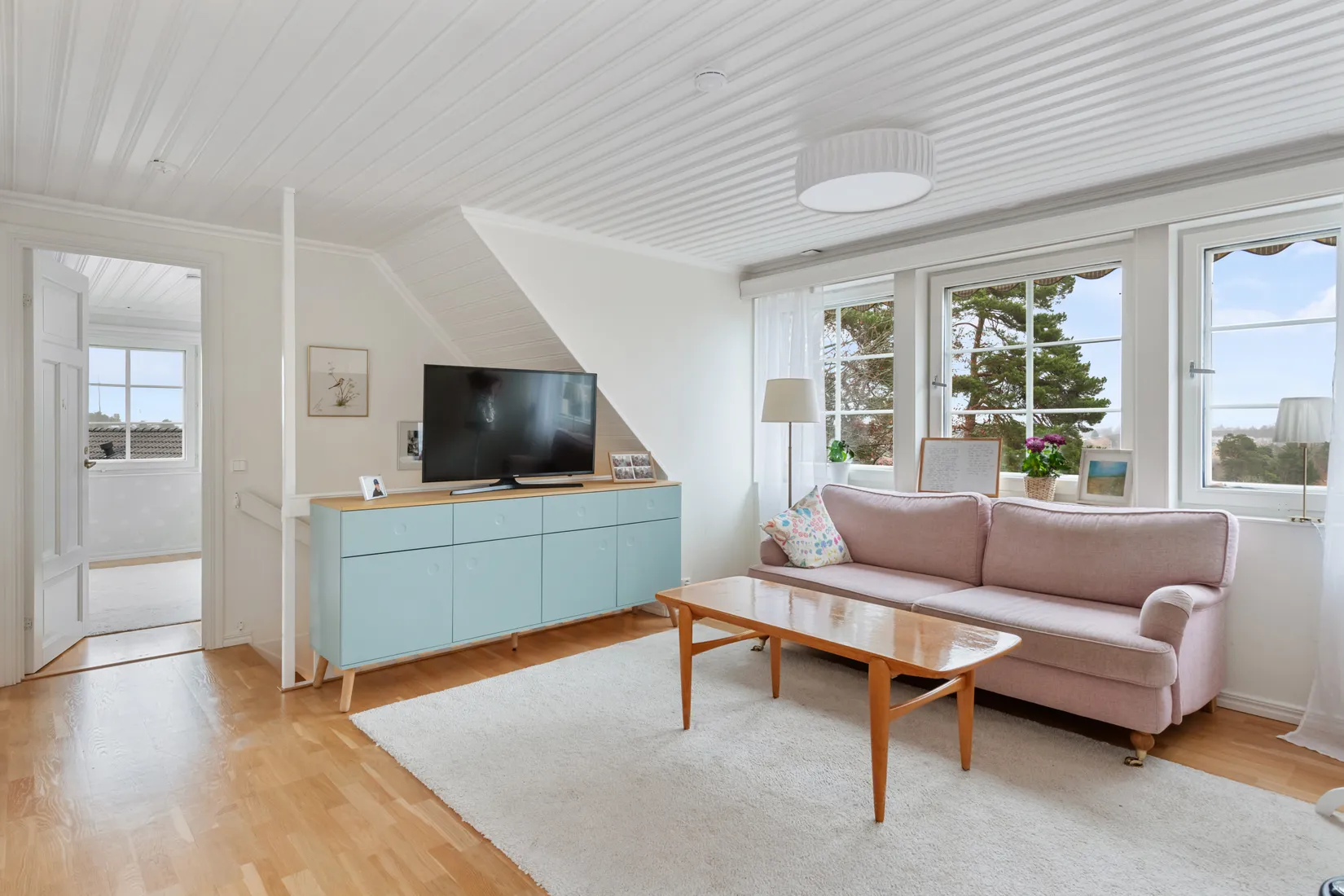 Villa, Tibblevägen 27, Lahäll, Täby