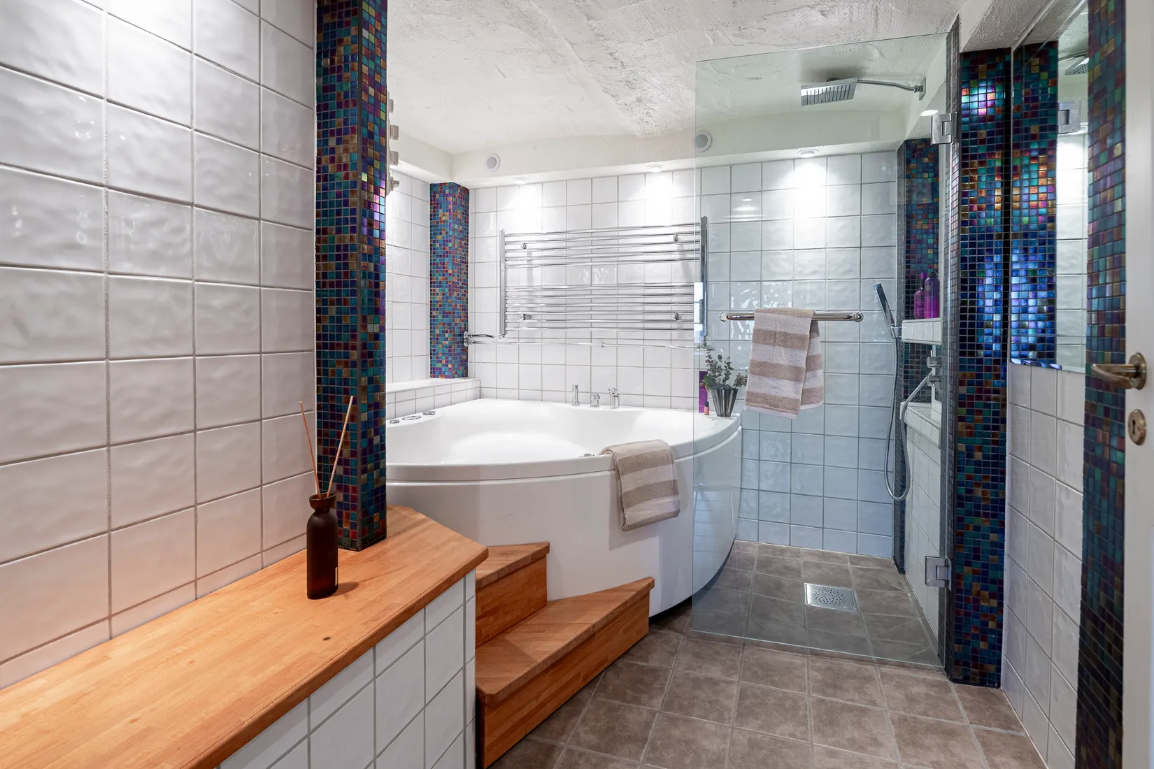 Villa, Lustigkullagatan 12, Centralt, Västerås
