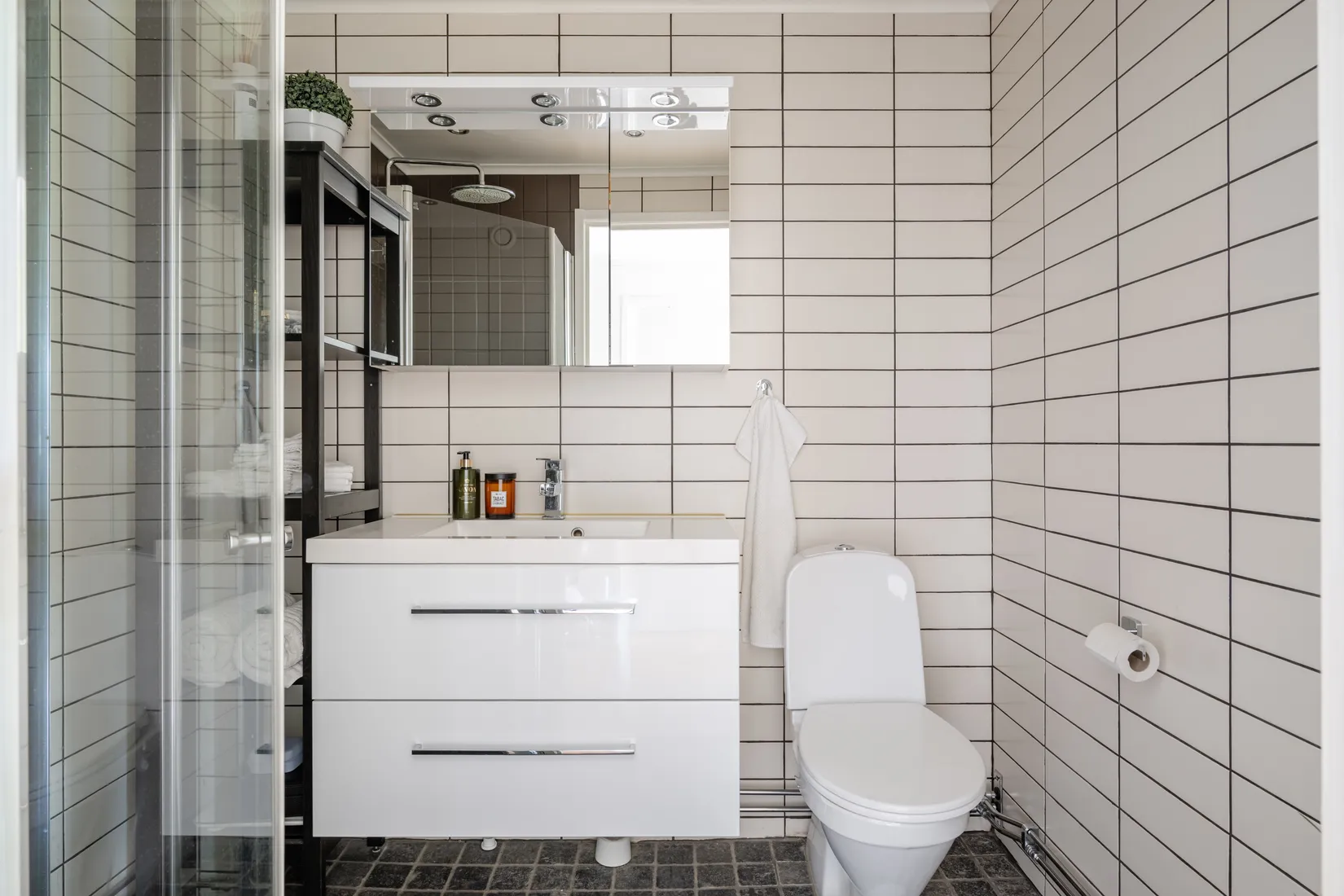 Bostadsrätt, Svartviksslingan 90, Bromma - Minneberg, Stockholm