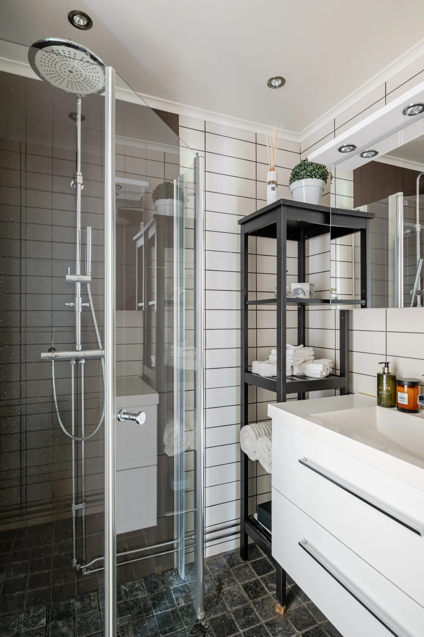 Bostadsrätt, Svartviksslingan 90, Bromma - Minneberg, Stockholm
