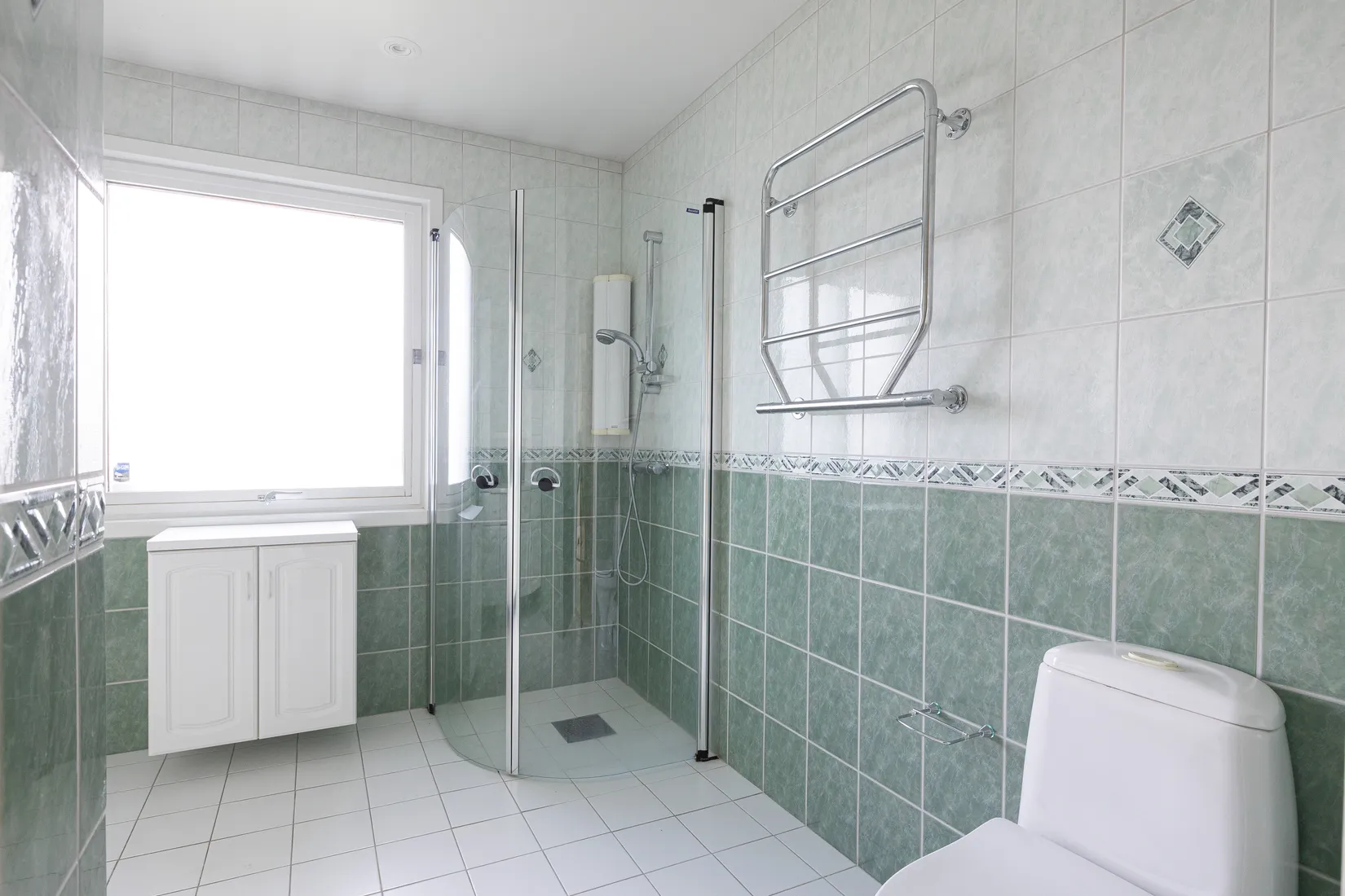 Villa, Skattbondevägen 16, Fresta, Upplands Väsby