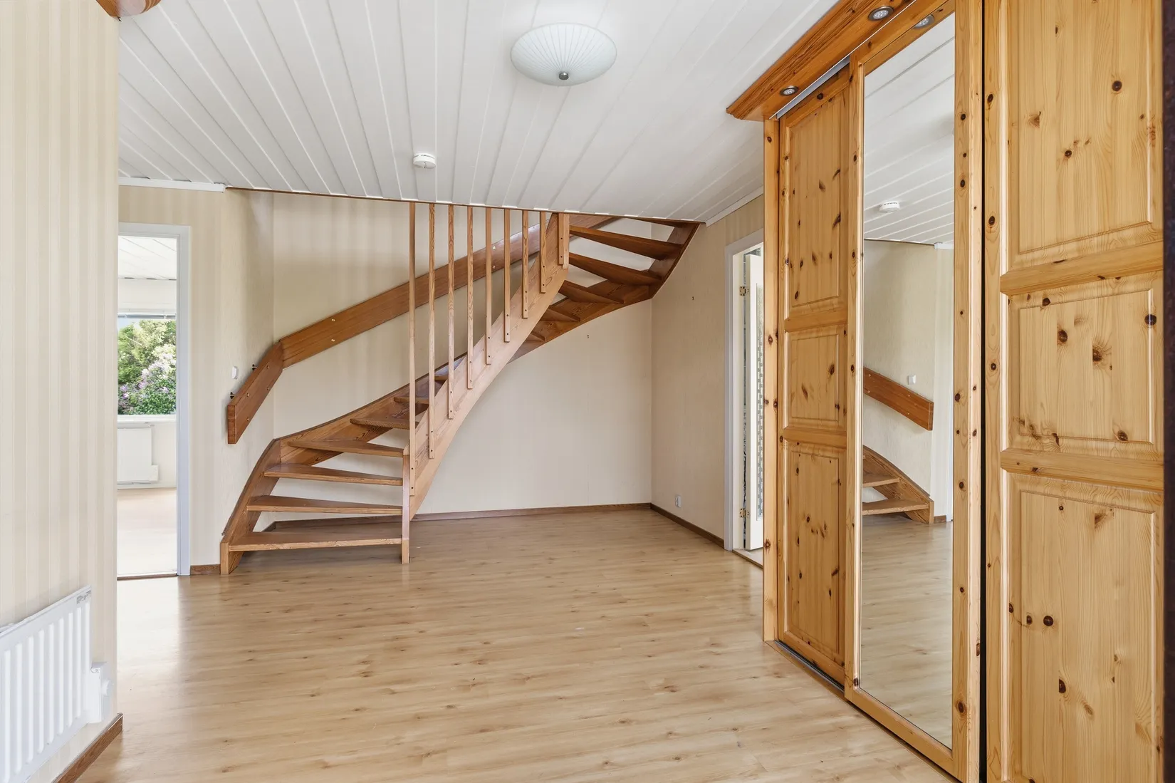 Villa, Skattbondevägen 16, Fresta, Upplands Väsby
