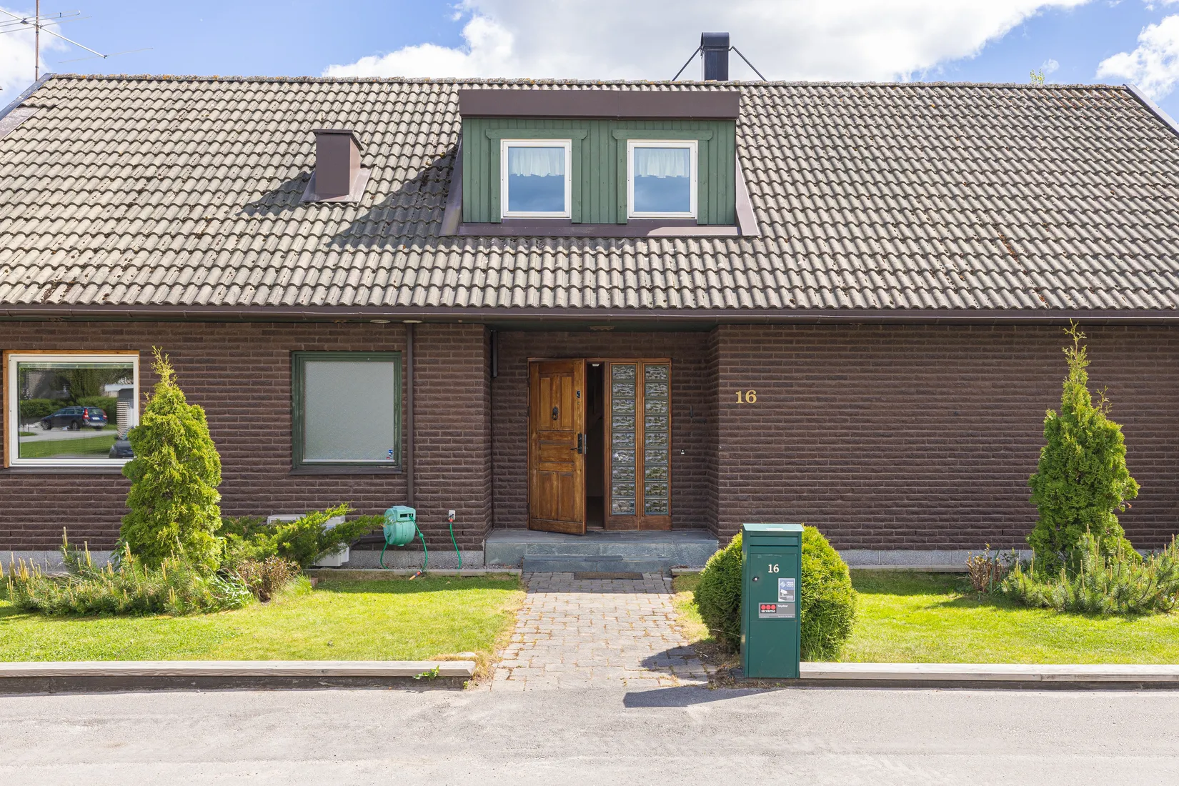Villa, Skattbondevägen 16, Fresta, Upplands Väsby