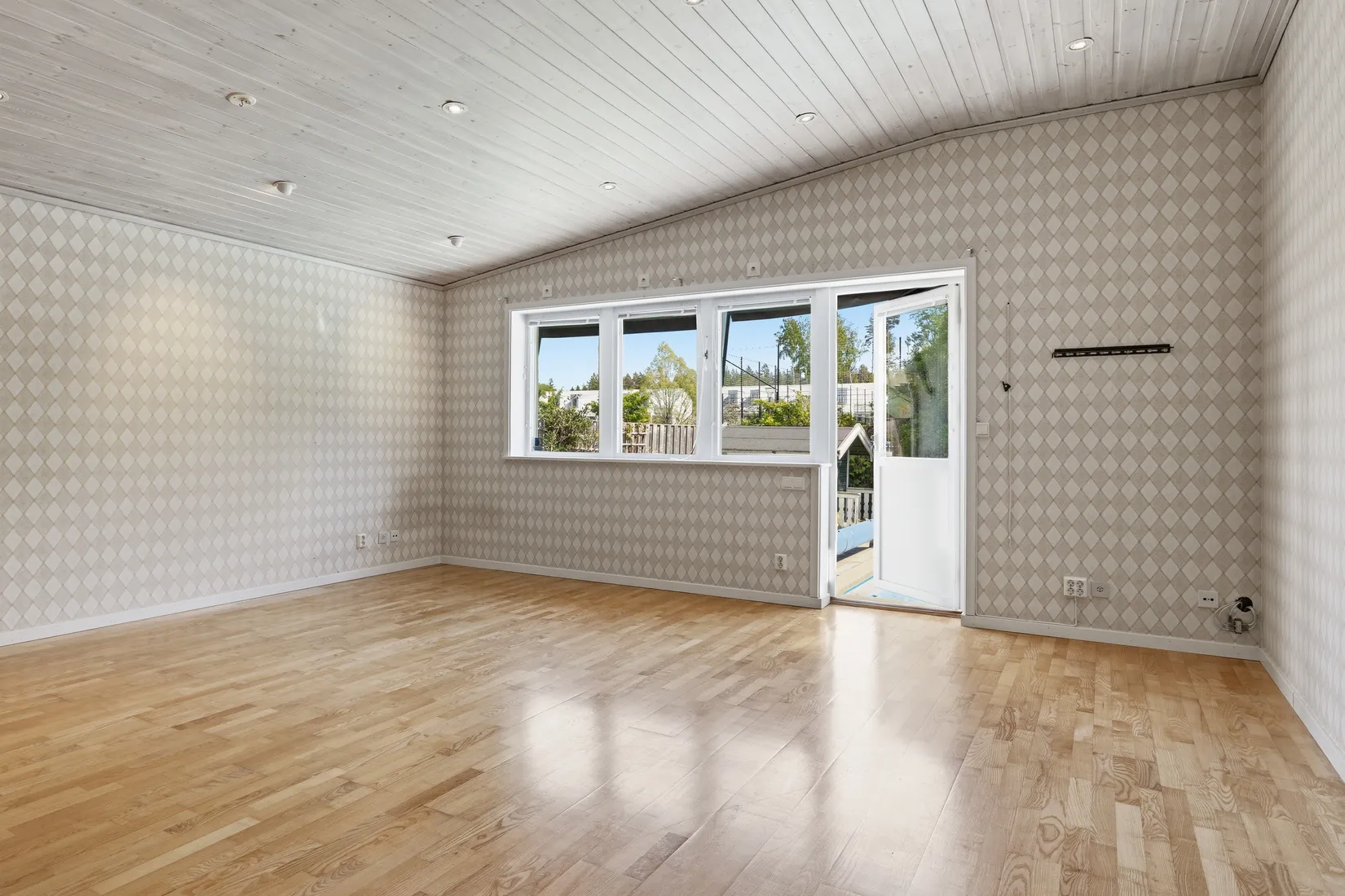 Villa, Skattbondevägen 16, Fresta, Upplands Väsby