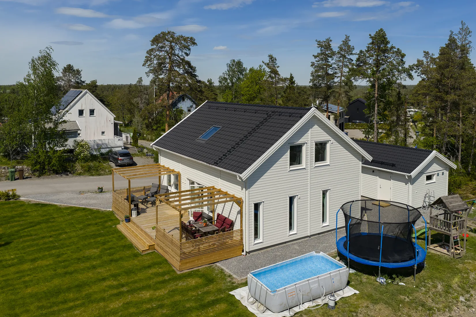 Villa, Fjällgårdsvägen 21, Gladö Kvarn, Huddinge