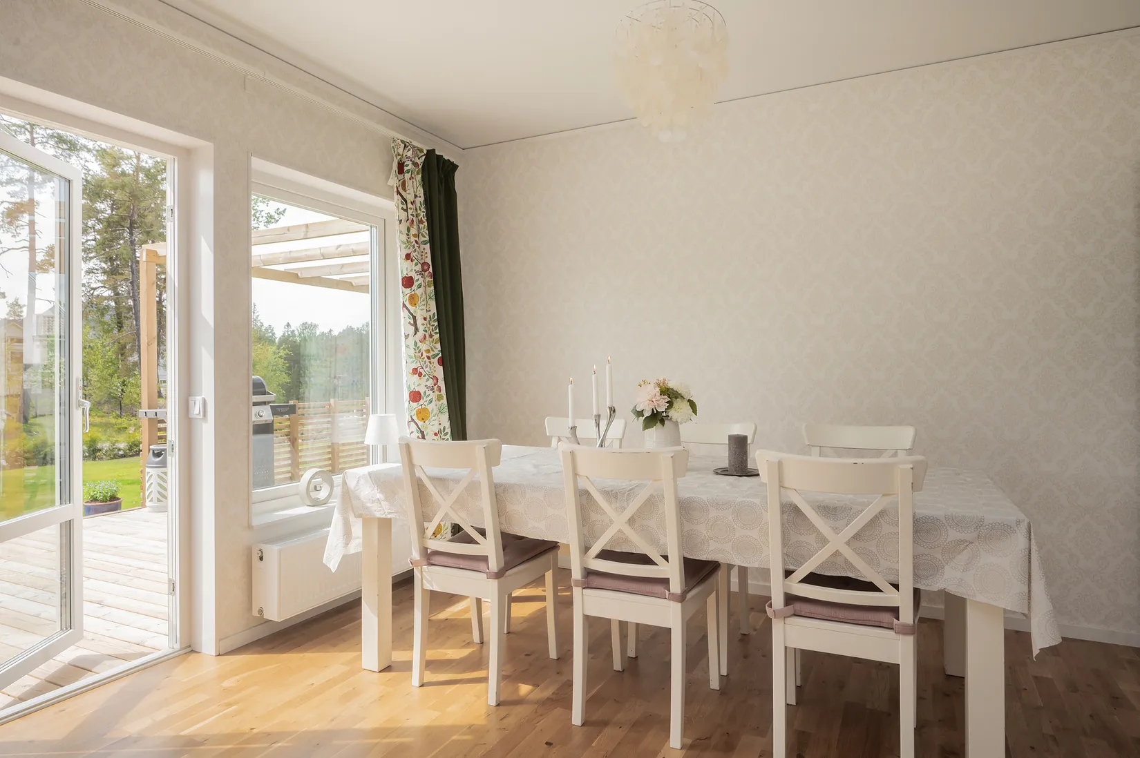 Villa, Fjällgårdsvägen 21, Gladö Kvarn, Huddinge